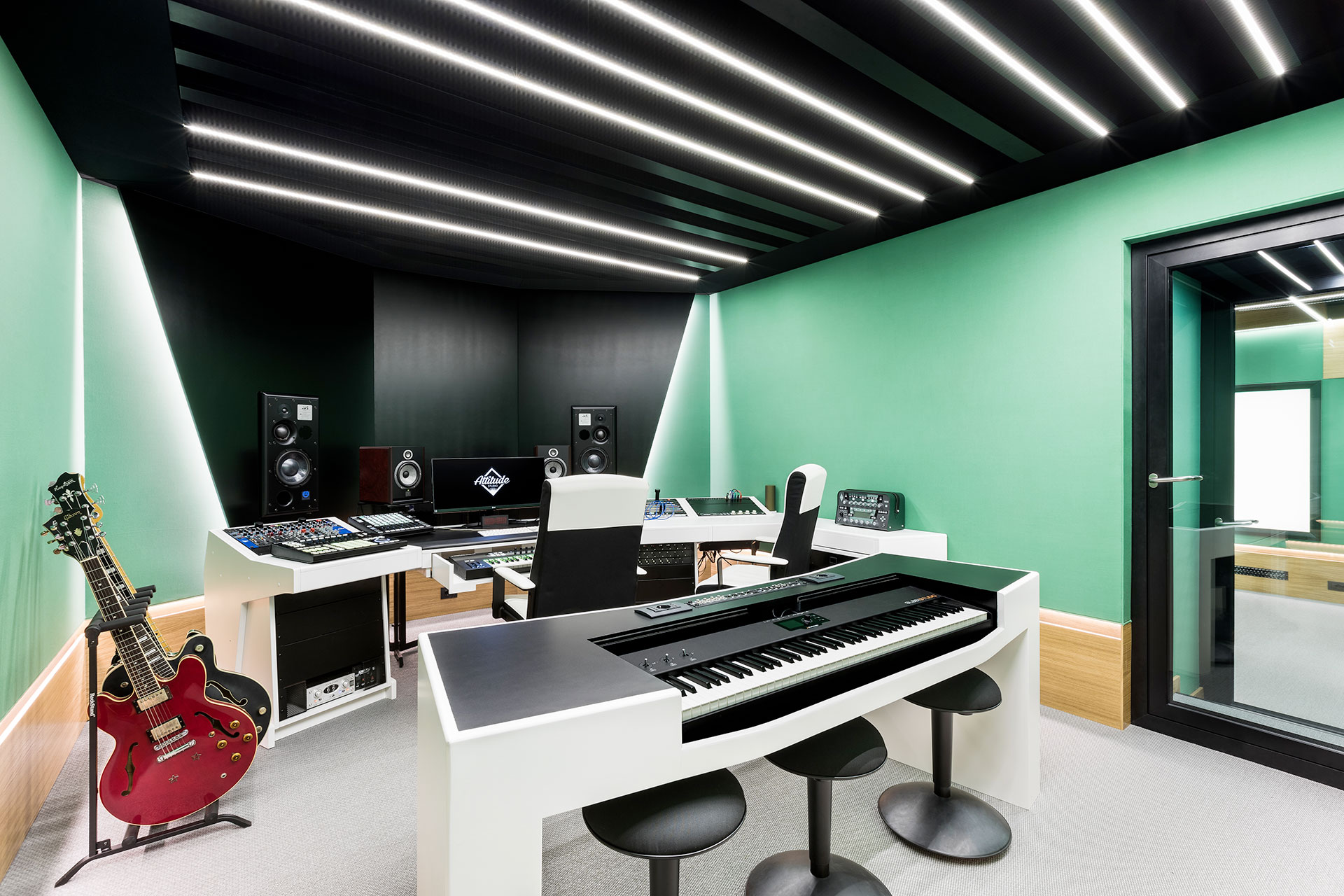 attitude-studio-02
