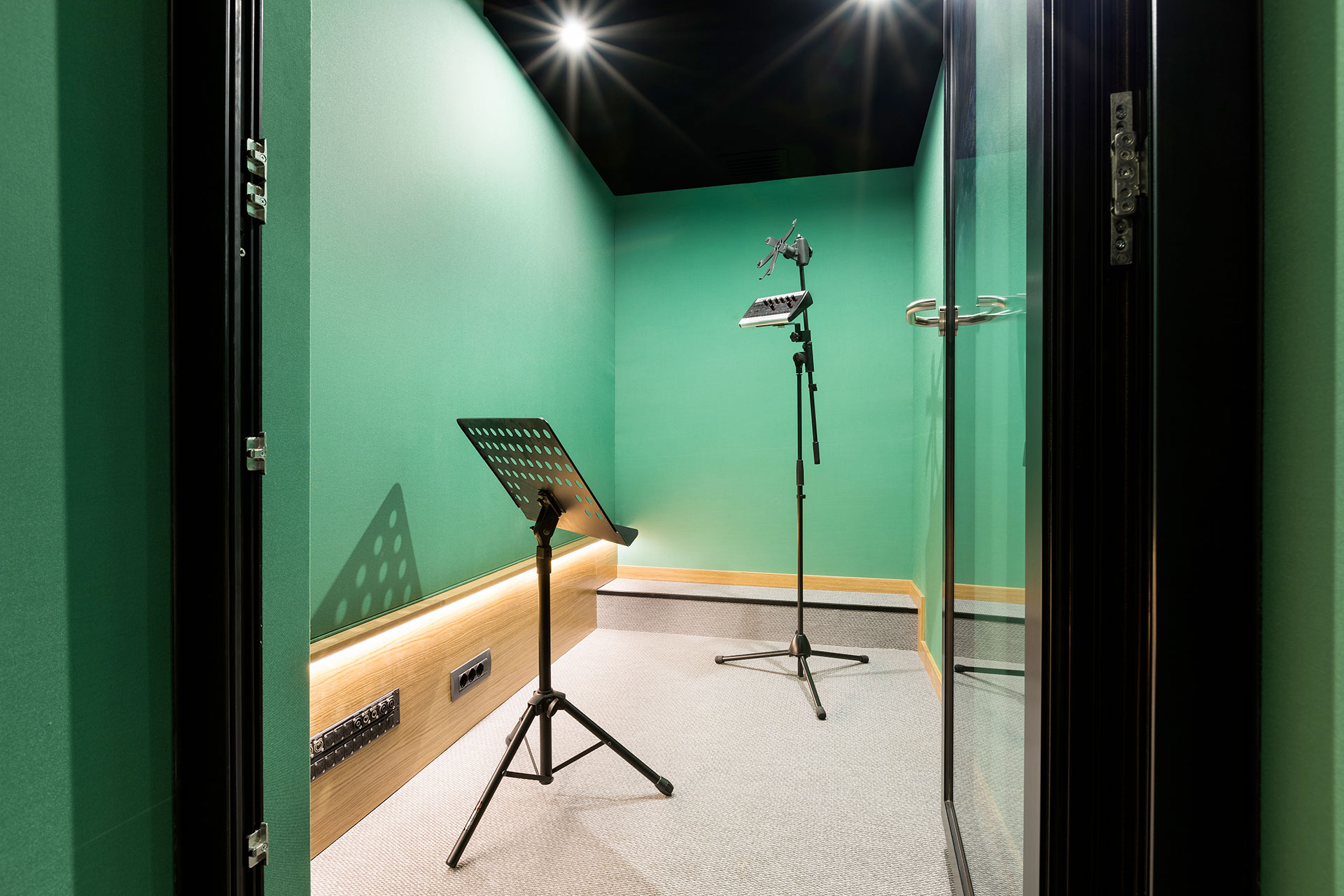 attitude-studio-06